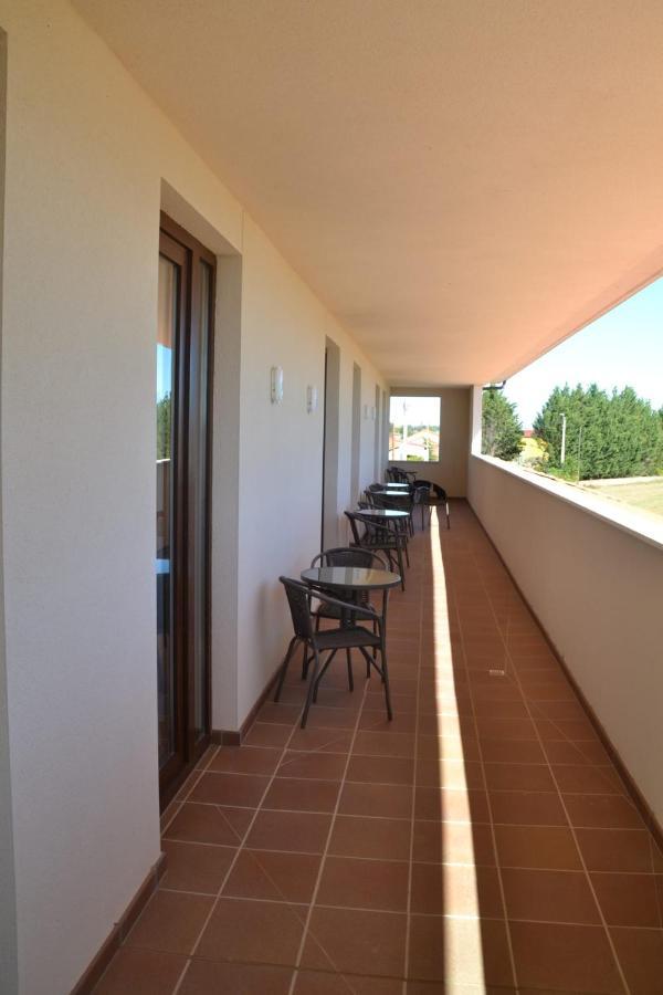 Albergue La Huella San Martín del Camino Exterior photo